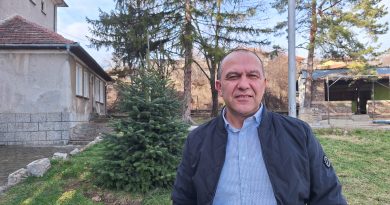 Валентин Къндев е новият кмет на Самоводене и благодарение на него, промяната в селото за по-добро, макар и с малки стъпки, започва да се усеща от хората