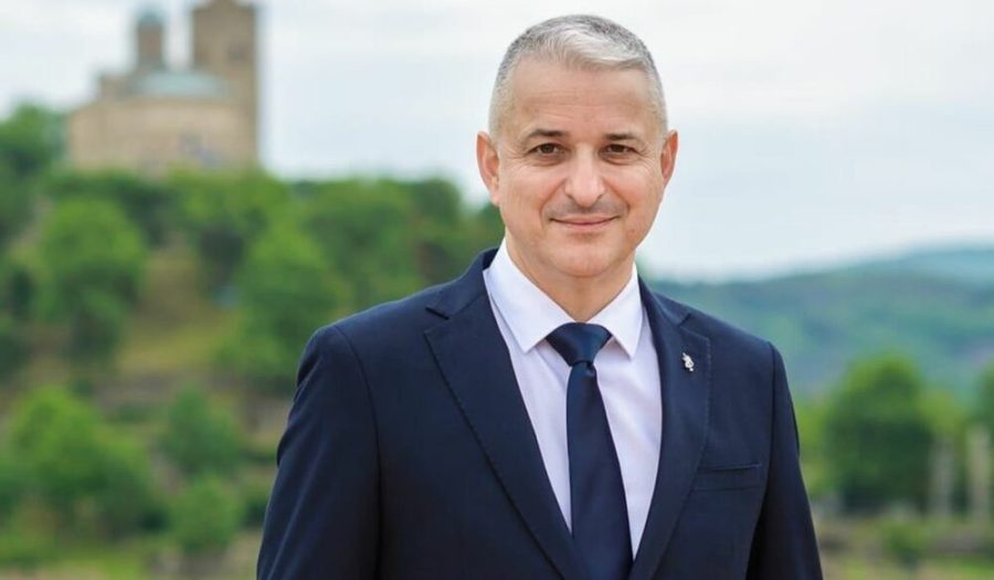 ангел янчев