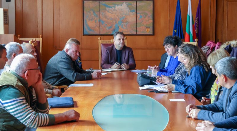 Даниел Панов обсъди