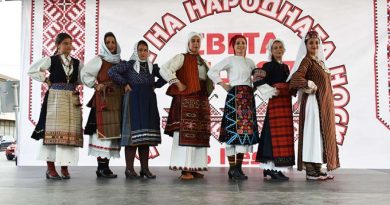 носии