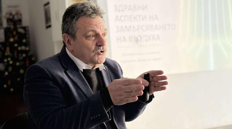 Д-р Александър Симидчиев с лекция във Велико Търново