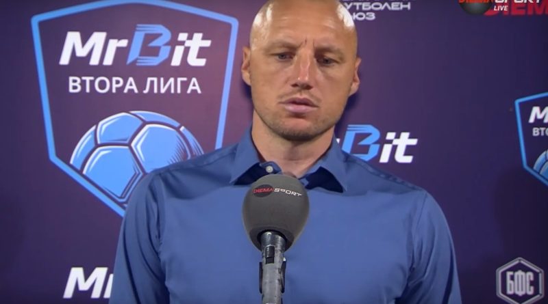 Иван Иванов