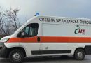 Водач е с фрактури след сблъсък на кола и камион