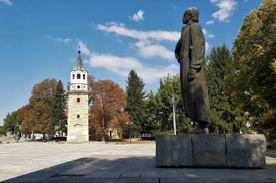личности Бяла черква